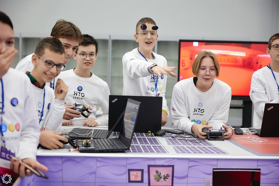 4950 школьников со всей России прошли в финалы НТО Junior